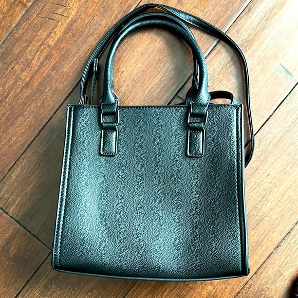 NWOT SHOULDER/CROSSBODY HANDBAG - Picture 3 of 4